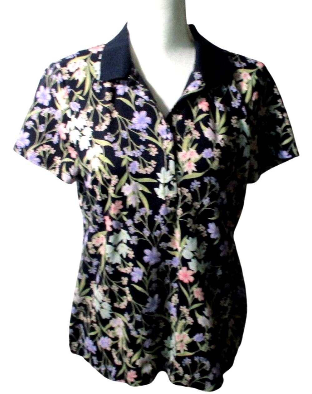 Croft & Barrow Women's Blue Floral Print Short Sleeve Classic Polo Shirt Size M.